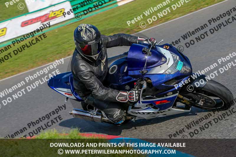 PJM Wedding Photography;enduro digital images;event digital images;eventdigitalimages;mallory park;mallory park photographs;mallory park trackday;mallory park trackday photographs;no limits trackdays;peter wileman photography;racing digital images;trackday digital images;trackday photos